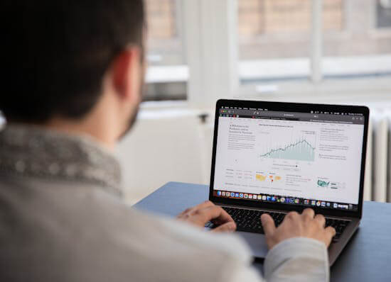 analysing organic traffic and search performance data